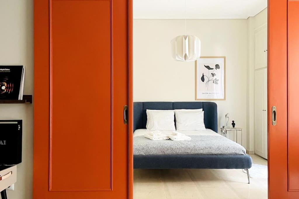 Cybele Apt Downtown Lägenhet Volos Exteriör bild