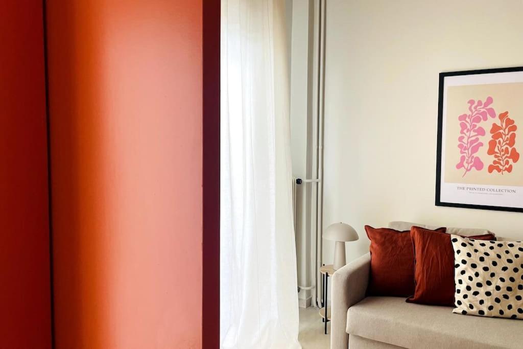 Cybele Apt Downtown Lägenhet Volos Exteriör bild