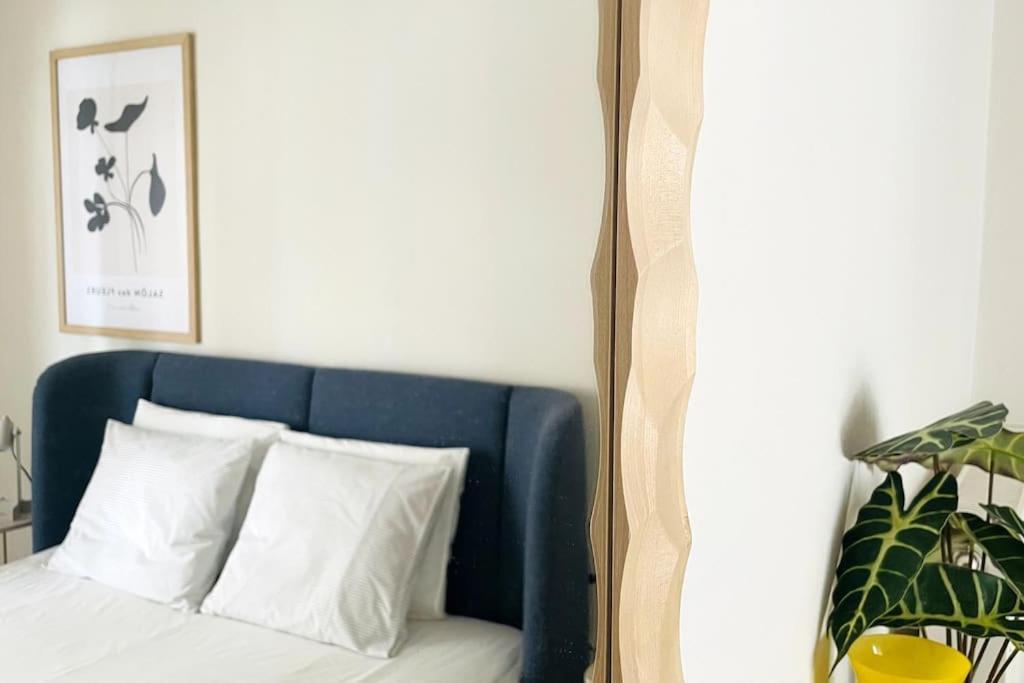Cybele Apt Downtown Lägenhet Volos Exteriör bild